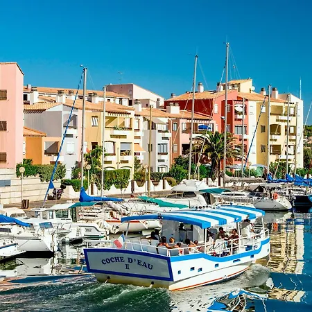 Climatise, Balcon, Piscine- Cap D'agde Port *